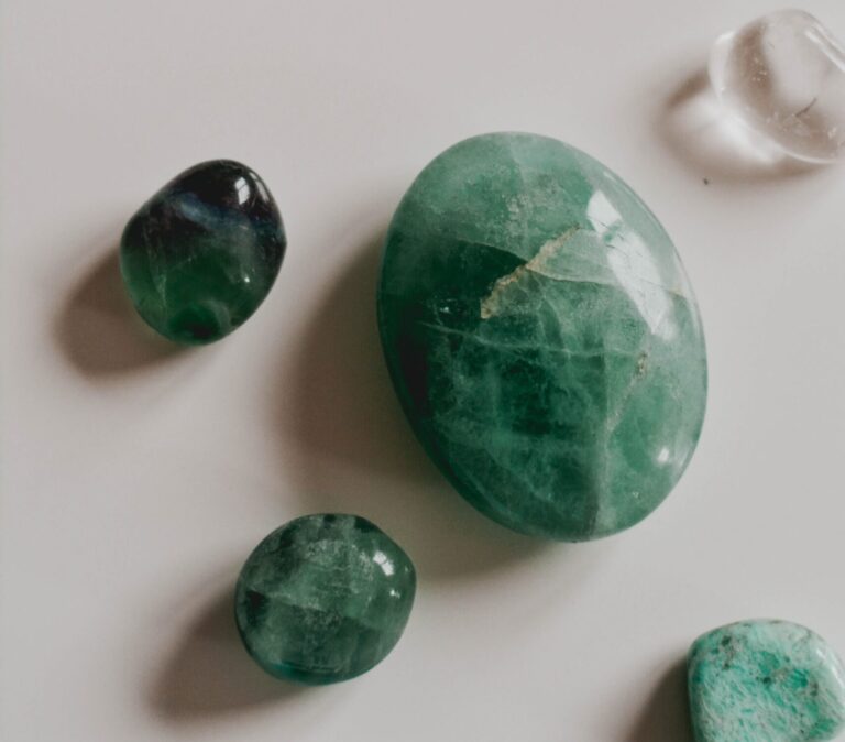 Overthinking? Find Clarity and Balance with Green Aventurine