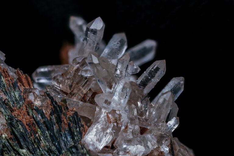 Quartz: The Best Quality Natural Stone For Home Design & Decor