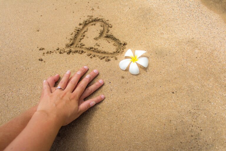 Inspirational True Love Quotes To Brighten Your Day