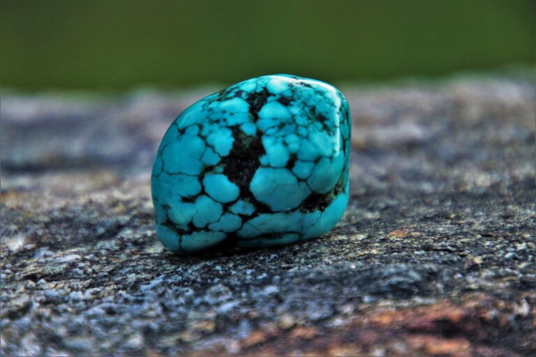 Unlock the Power of Turquoise to Balance Your Mind and Body