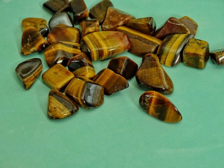 Uncover The Healing Properties Of Tiger Eye Crystals
