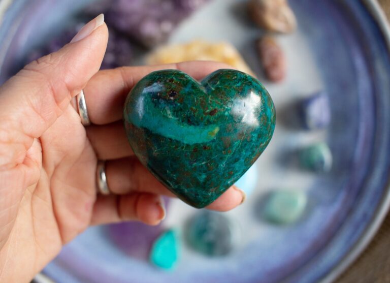 Discover The Meaning, Healing Properties, And Powers of Chrysocolla