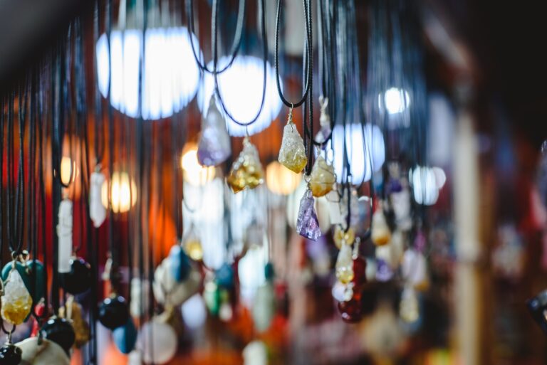 How to Find Quality Healing Crystals Online