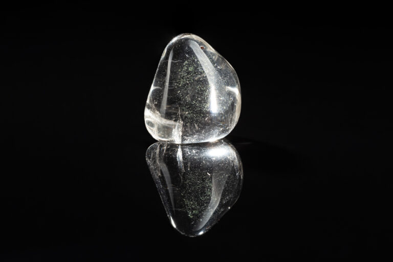 Clear Quartz: The Healing Crystal For All Aspects Of Being