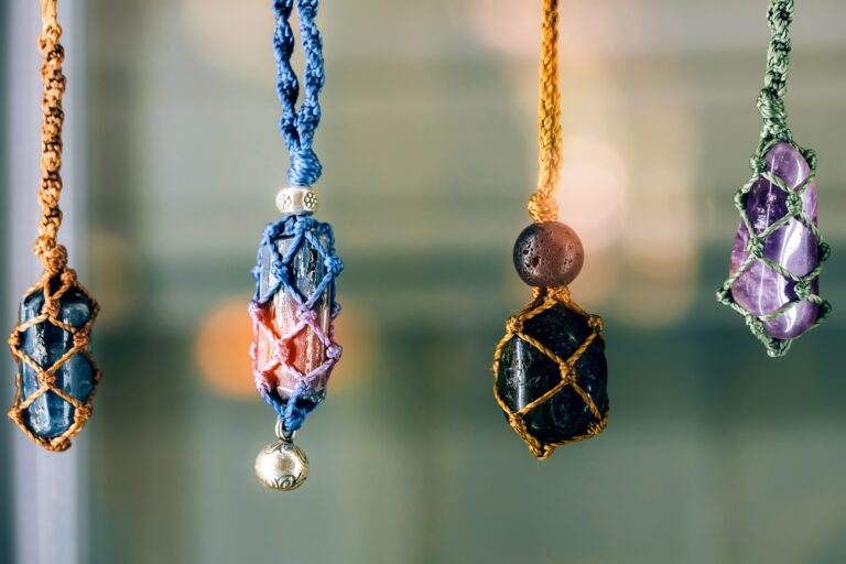 Choosing The Perfect Crystal Necklace: A Complete How-to Guide