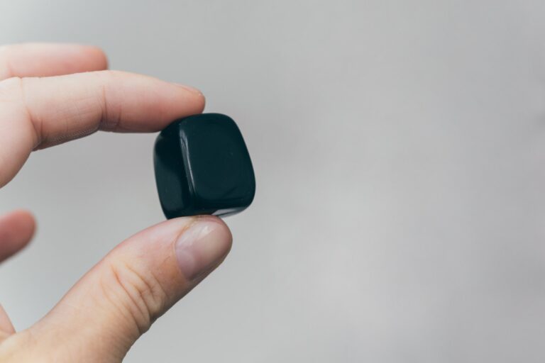 Obsidian Meaning and Healing Properties: A Guide